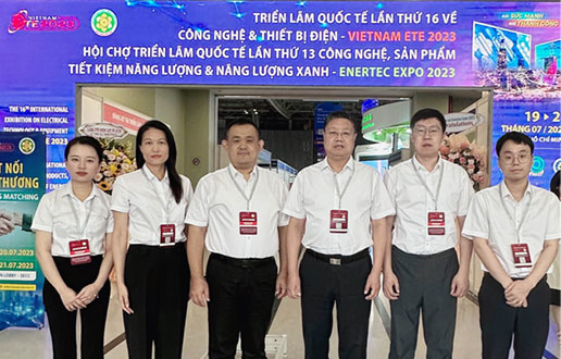 海阔天高 ，，“颐越”千里